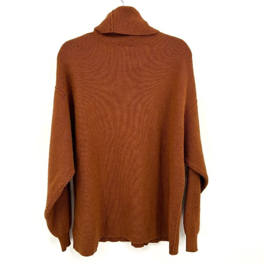 FREE PEOPLE Brown Ribbed Oversized Turtleneck Pullover Sweater Size Medium